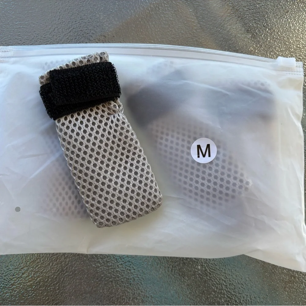 Set of 4 kitty or puppy paw socks, shoes.